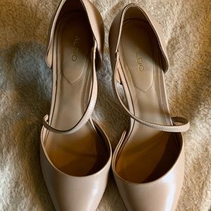Aldo size 10 heels worn once excellent condition